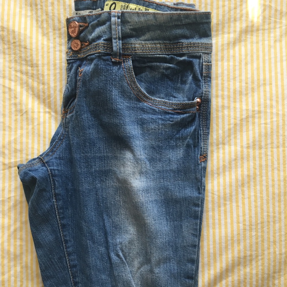Light Wash Jeans